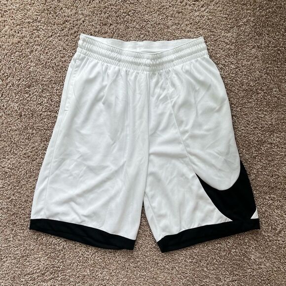 Nike Basketball Shorts - Picture 1 of 9